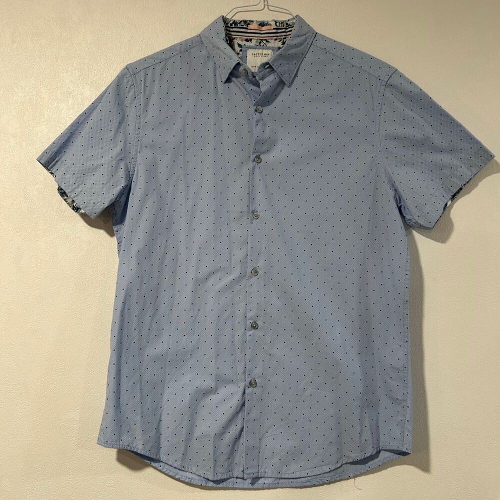 Cactus Man Ricky Singh Light Blue Polka Dot Short Sleeve Button Down Shirt Men’s